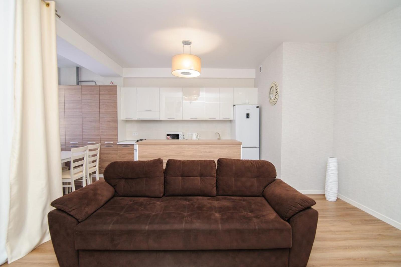 Grand Central Apartment 2 Bedrooms 키시나우 외부 사진