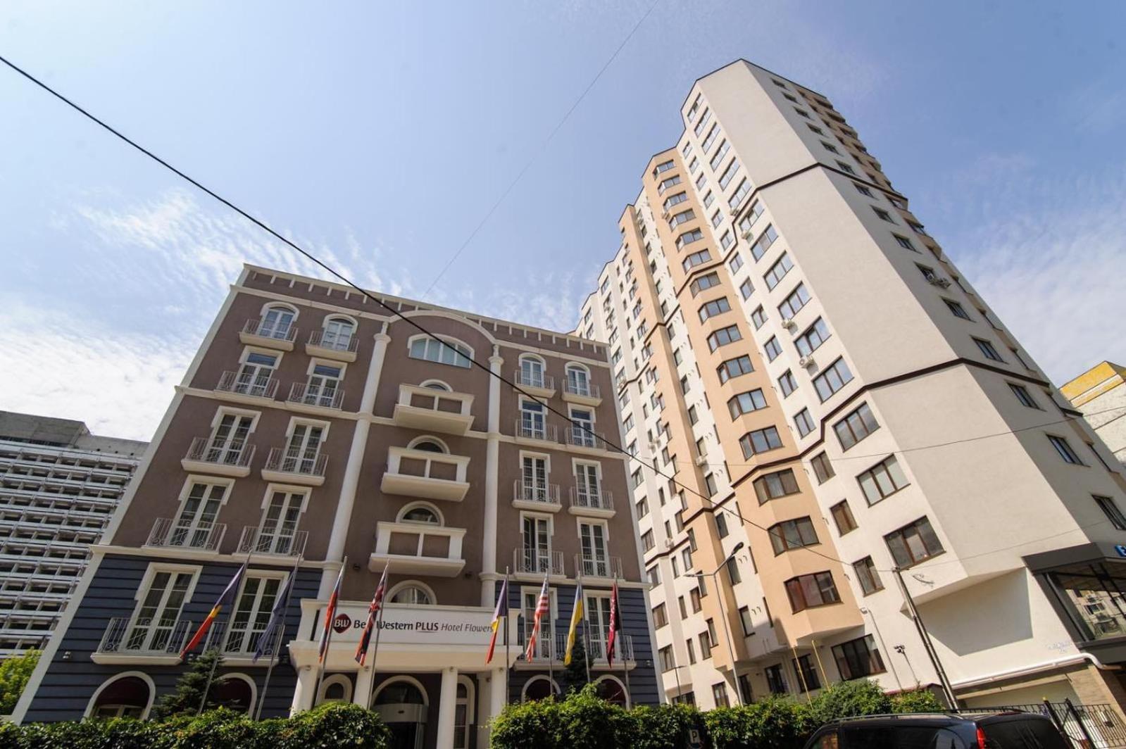 Grand Central Apartment 2 Bedrooms 키시나우 외부 사진